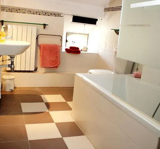 Chateau De Castelneau Bed & Breakfast Saint-Léon